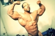 SHAWN RHODEN - CESTA KE MR. OLYMPIA!